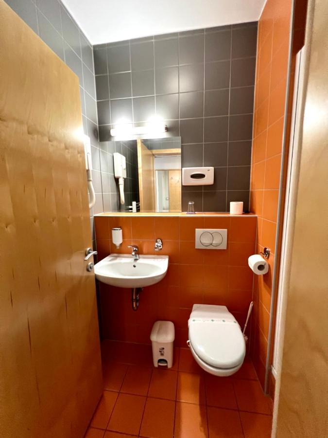 Hotel Jeruzalem Ljutomer Exteriér fotografie