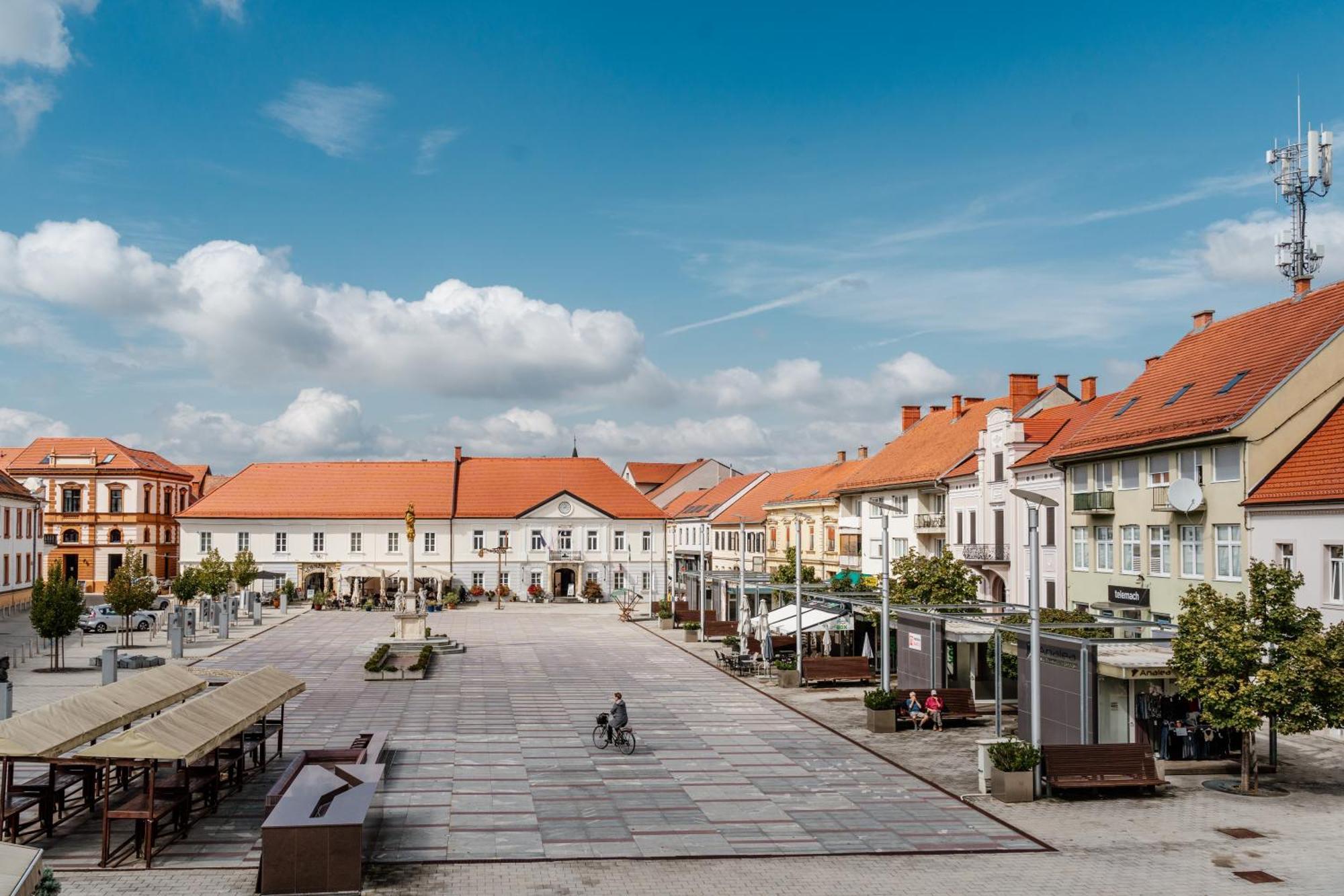 Hotel Jeruzalem Ljutomer Exteriér fotografie